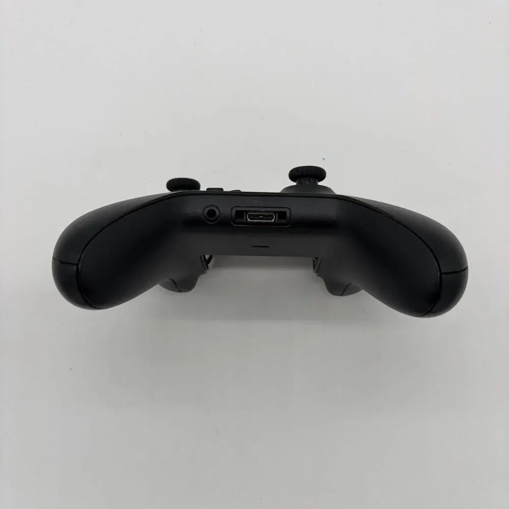 Xbox One Wireless Bluetooth Controller Model 1708 - Black (tested)
